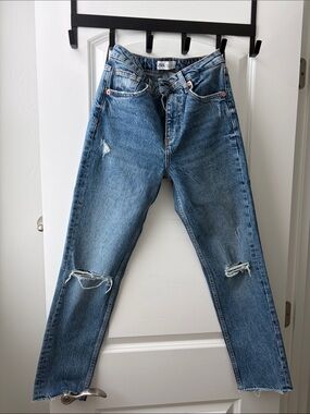 ZARA Distressed Light Blue Straight-Leg Jeans